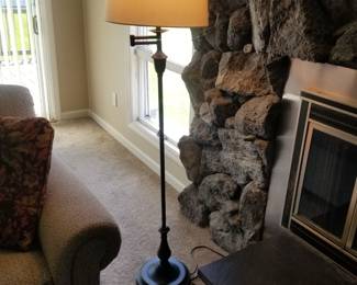 Floor lamp