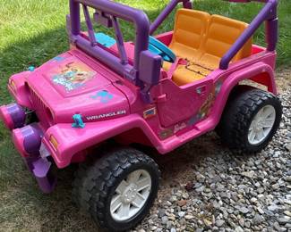Powerwheels Barbie Jeep Wrangler