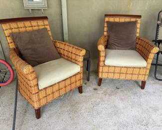 outdoor wicker arm chairs set of 2 