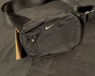 Nike Aura Crossbody Bag 