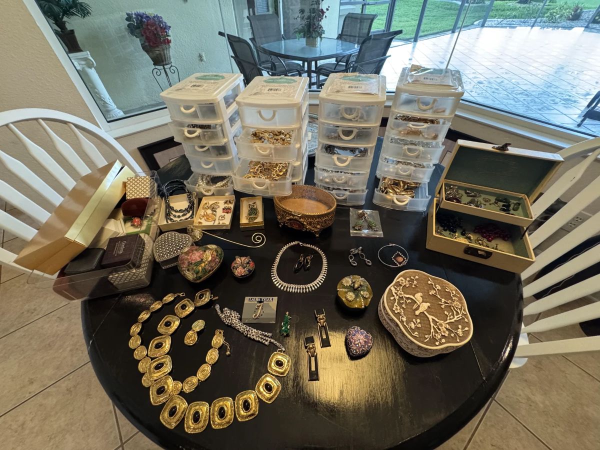 Vintage Costume Jewelry