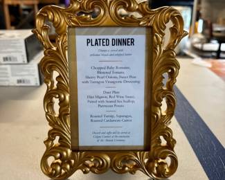 gold ornate picture frame 