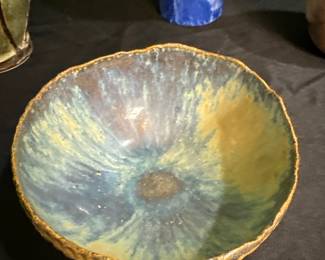 Glazed ceramic bowl 