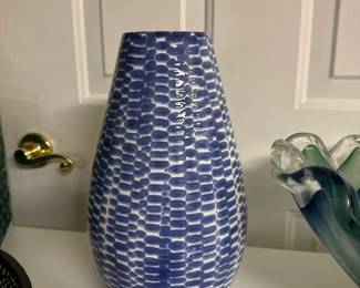 Faiancas Ideal Blue White Vase 