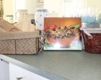 Cutting Boards, Baskets, Kitchen Items
