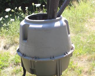 Water or Feeder on Stand