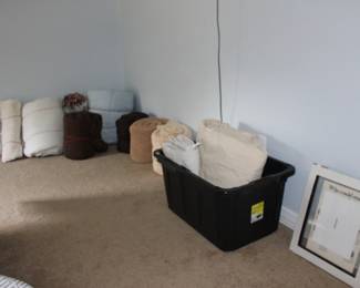 Blankets, Linens