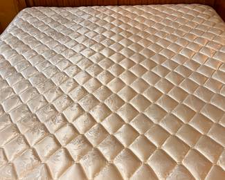 Like New King Size Jamison Mattress and Box Springs