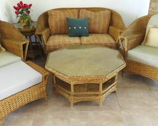 Lexington Casual Wicker Indoor/Outdoor Furniture Set