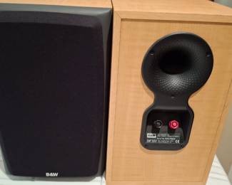 B & W DM303 Speakers