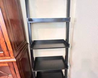 Ladder Shelves 25Wx71.5Hx14D