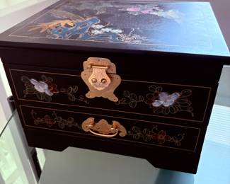 jewelry chest