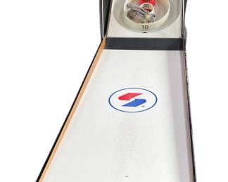 Full Size Arcade Style Skee Ball Machine - Works!
