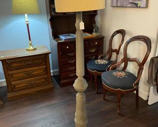 floor lamp