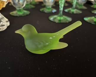 Uranium glass bird (2 of 2)