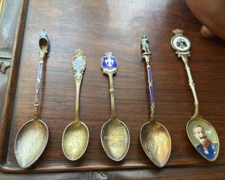 Collectable spoons, including.Goteborg Souvenir spoon, Los Angeles Spoon & Ingersoll Souvenir Spoon