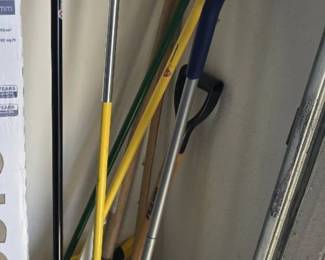 EM171Garden Tools