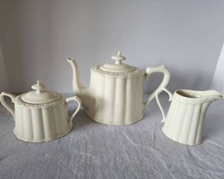 Vintage Peppertree Teapot Set