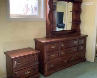 Dresser with Mirror Nightstand 