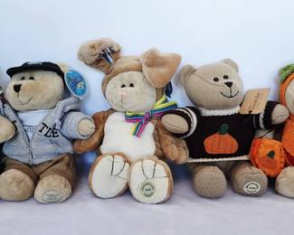 Lot of 5 Starbucks Bears