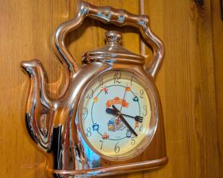 Teapot clock