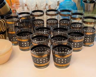 Vintage Libbey Black & Gold "Rattan" glasses