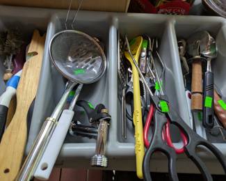 Kitchen utensils