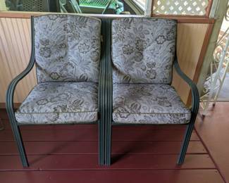 Patio chairs with their cushions