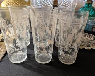 "Paree" pretty vintage glassware set