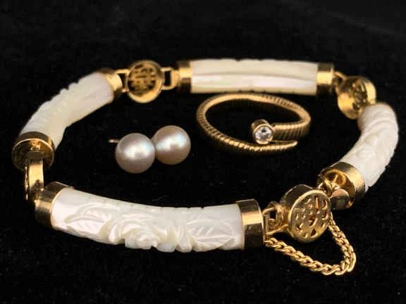 CT299VDiamond Ring  Carved Bracelet