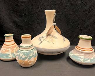 CT288Vintage Native Pottery