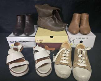CT256More Shoes