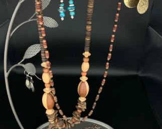 CT279Leaf Jewelry, Stand Costume Jewelry