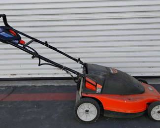 CT252Black Decker 24v Cordless Lawnmower