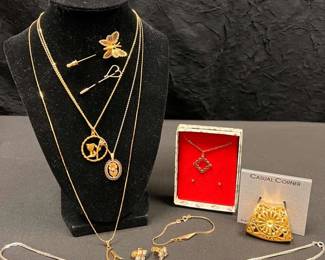 CT326Vintage Monet Costume Chains, Pendants And More