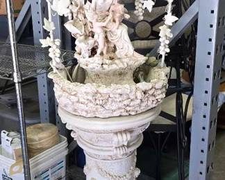 CT311Fountain with stand