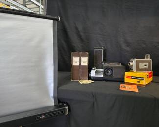 CT304Kodak Brownie Movie Camera And Slide Projector