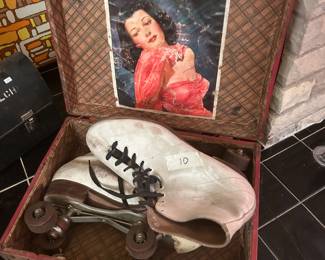 OLD SKATES AND COOL CARRY BOX