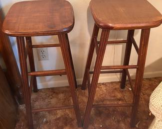 WOOD BAR STOOLS