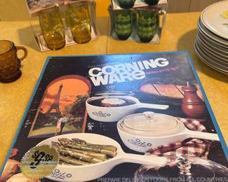 FACTORY SEALED CORNING "MENU-ETTE" SET