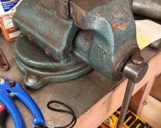 FPU BENCH VISE