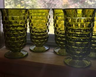 AVOCADO GREEN VINTAGE GLASSES