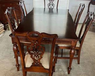 Decorative Solid Wood Dining Room Table With 6 Chairs