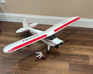  06 HobbyZone Super Cub Electric Airplane Syma RC Helicopter