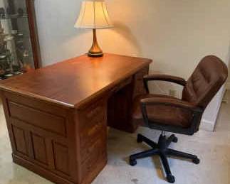 Early 1900s Stately Victorian Desk Office Chair