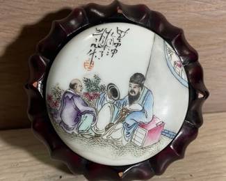 Antique Chinese Porcelain Make Up Pot