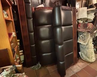 King and queen size sleigh beds