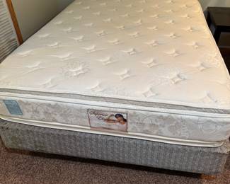 Queen Superior Elegance crafted by Silver Mattress in great condition
