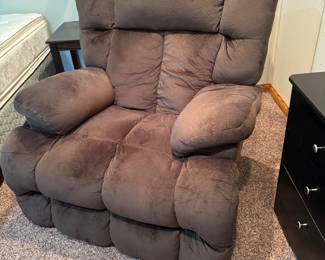 Power recliner in newer condition but the cord was cut when moving into the room, so you'll need a cord