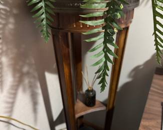 Plant stand